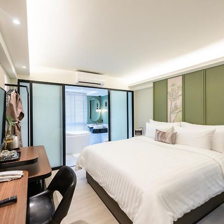 Kaya Heritage Hotel Бангкок Экстерьер фото
