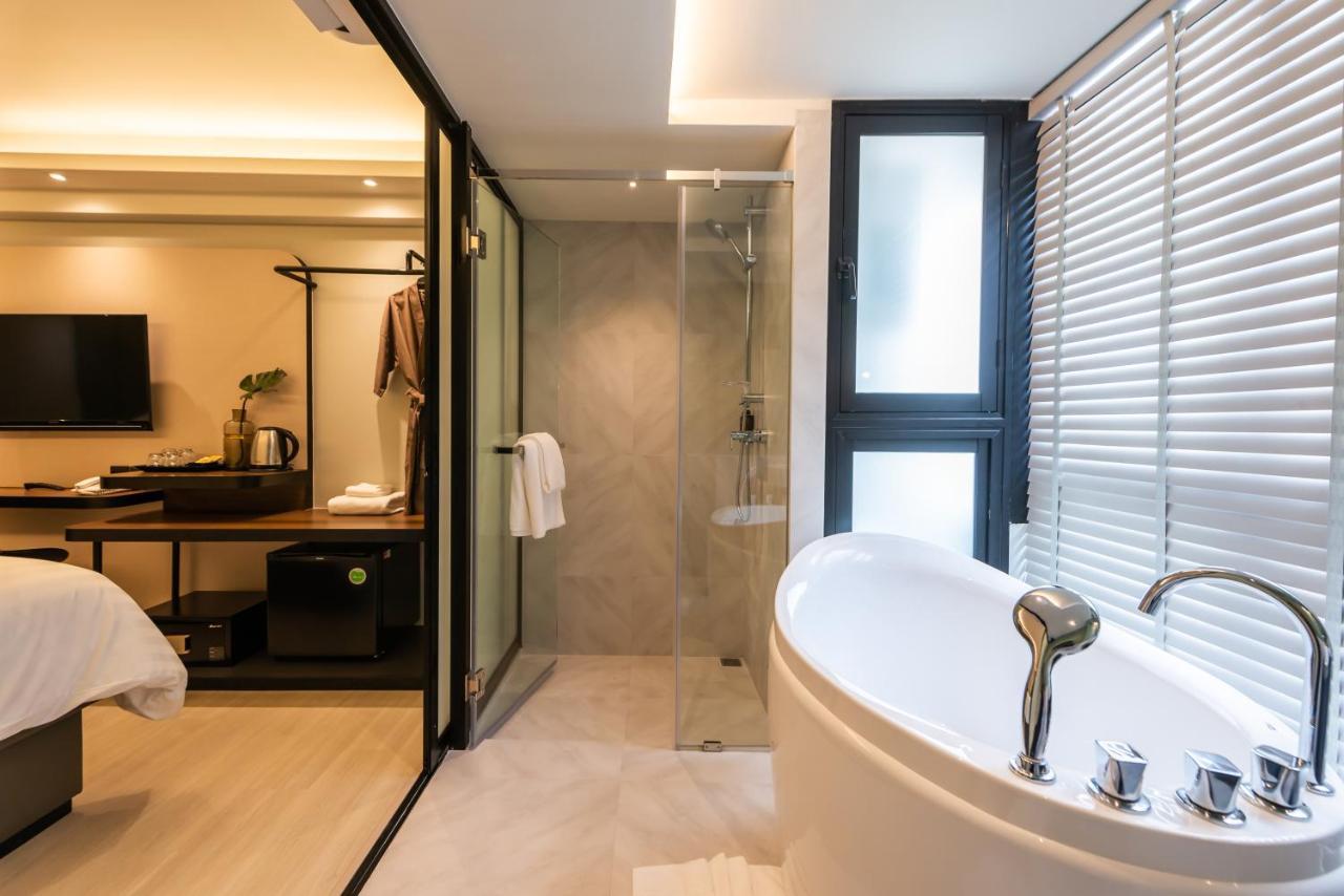 Kaya Heritage Hotel Бангкок Экстерьер фото
